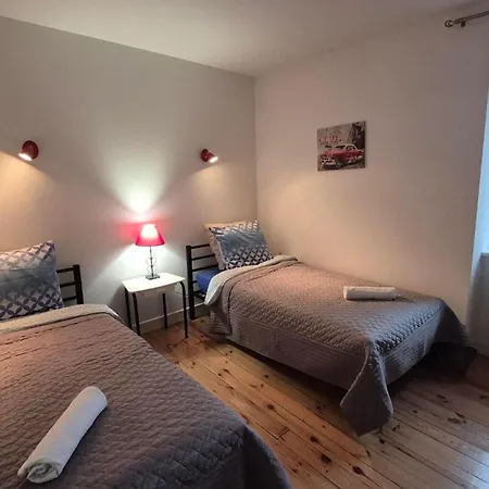 Les Chardonnerets - Jardin - Campagne * Blesle